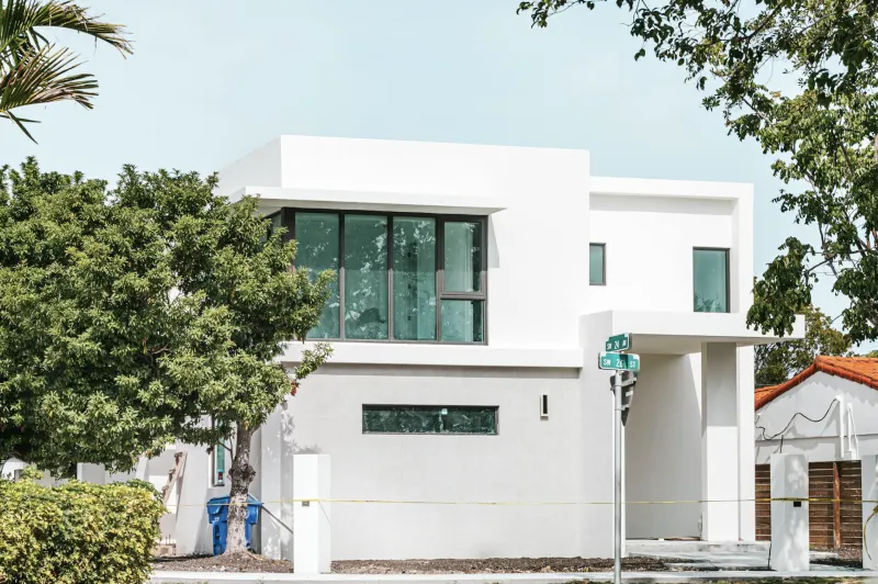 Commercial construction and remodeling — Miami